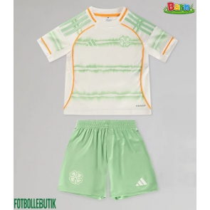 Celtic Tredjeställ Barn 2025-26 Kortärmad (+ Korta byxor)